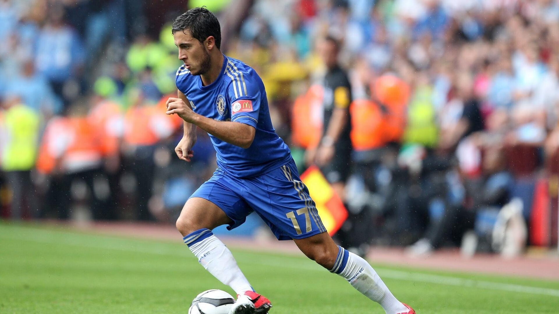 球迷“疯狂打call”背后的文化现象探讨，球迷文化什么意思